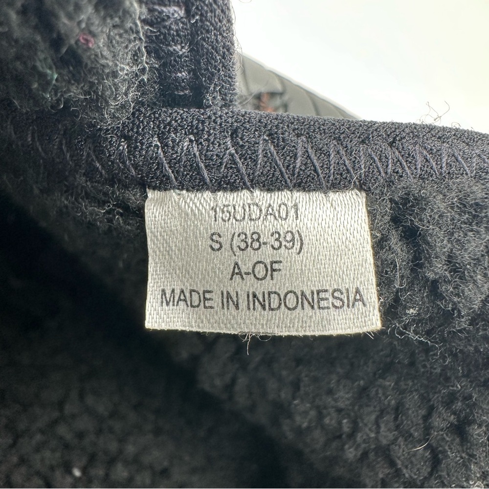Vibram Furoshiki Shearling Knee High Black Boots - Picture 12 of 14